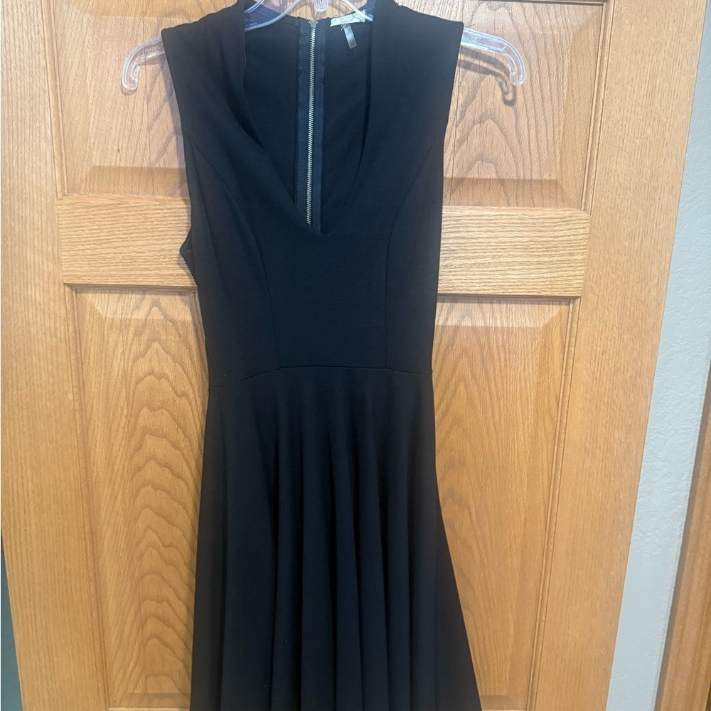Soprano Black Midi Dress